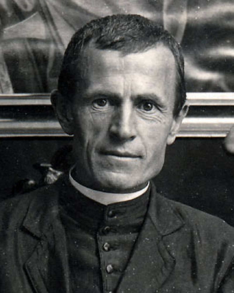 Blessed James Alberione: Founder of the Pauline Family and the Daughters of St. Paul